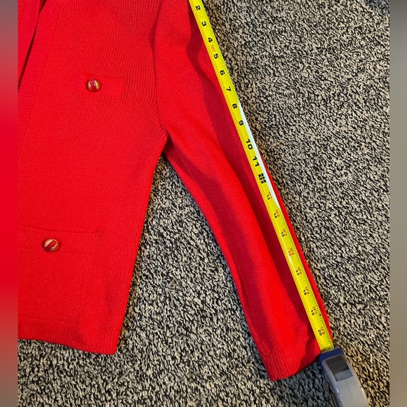 St. John for Saks Fifth Avenue Vintage Red Sweater Cardigan Medium -J - Picture 9 of 9